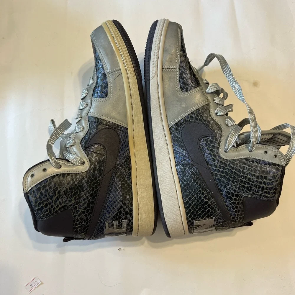 Nike High-Top Sneakers in Gray and Black with Snakeskin Texture